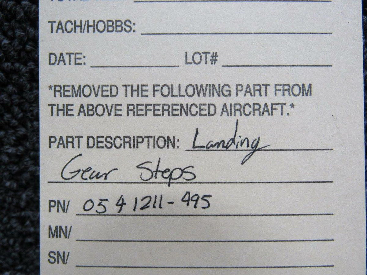0541211-495 Landing Gear Steps SA