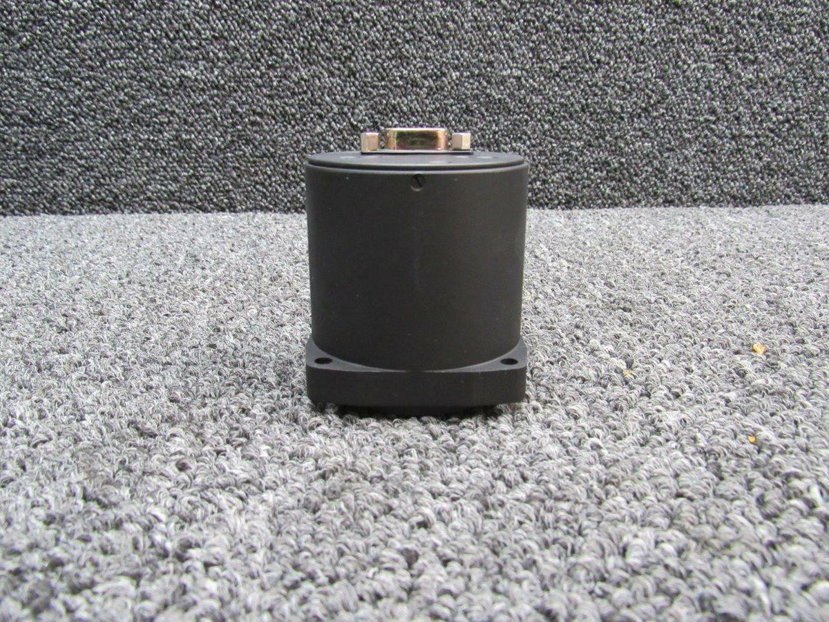 UMA N142100917V00W USE VM-1814 UMA Voltmeter W/ Markings NEW OLD STOCK