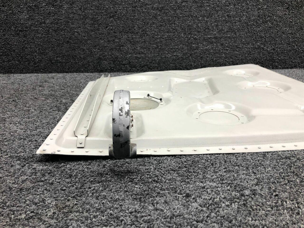 Cessna 0826000-40 Cessna 320 Main Gear Door Assembly RH