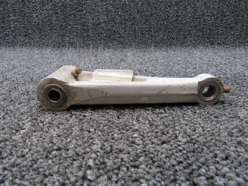 0841000-91 Cessna 310 Main Gear Torque Link Assembly Upper has Plate