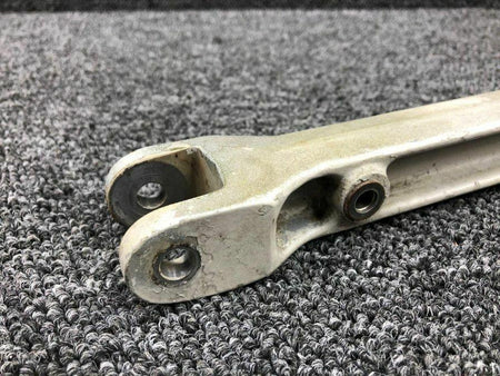 Cessna 0841103-7 / 0841102-4 Cessna 320 Main Gear Side Link Assy LH W/ Uplock Hook