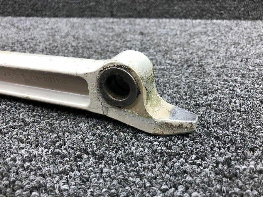 Cessna 0841103-7 / 0841102-4 Cessna 320 Main Gear Side Link Assy LH W/ Uplock Hook