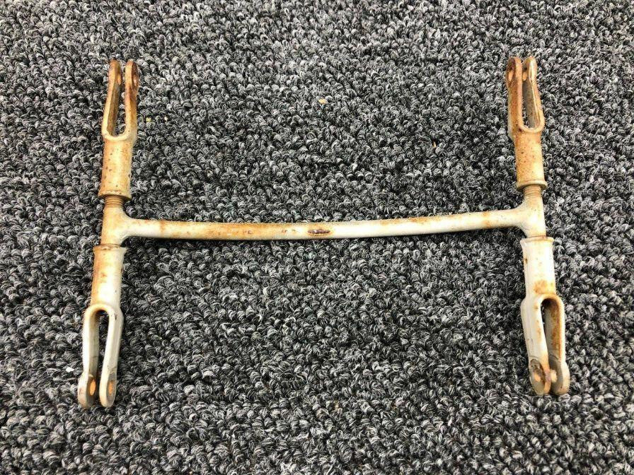 Cessna 0813300-77 Cessna 320 Nose Gear Door Tie Rod Assembly