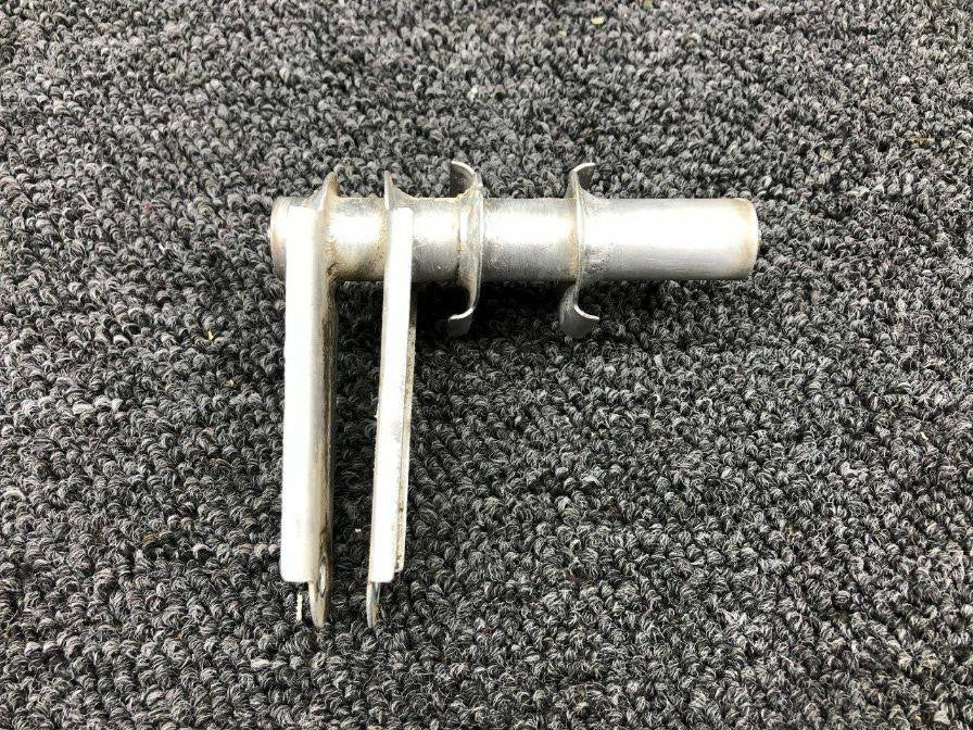 0862100-17 Cessna 320 Flap Bellcrank Assembly Outboard / Outboard LH