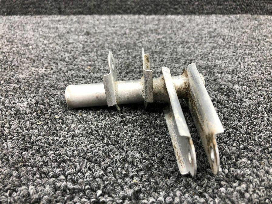 0862100-17 Cessna 320 Flap Bellcrank Assembly Outboard / Outboard LH
