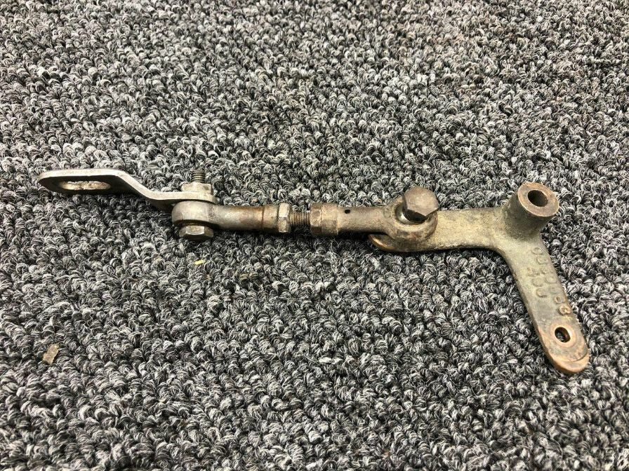Continental 0850689-1 / 0850619-10 Continental TSIO-470-B Throttle Control Lever W/ Rod
