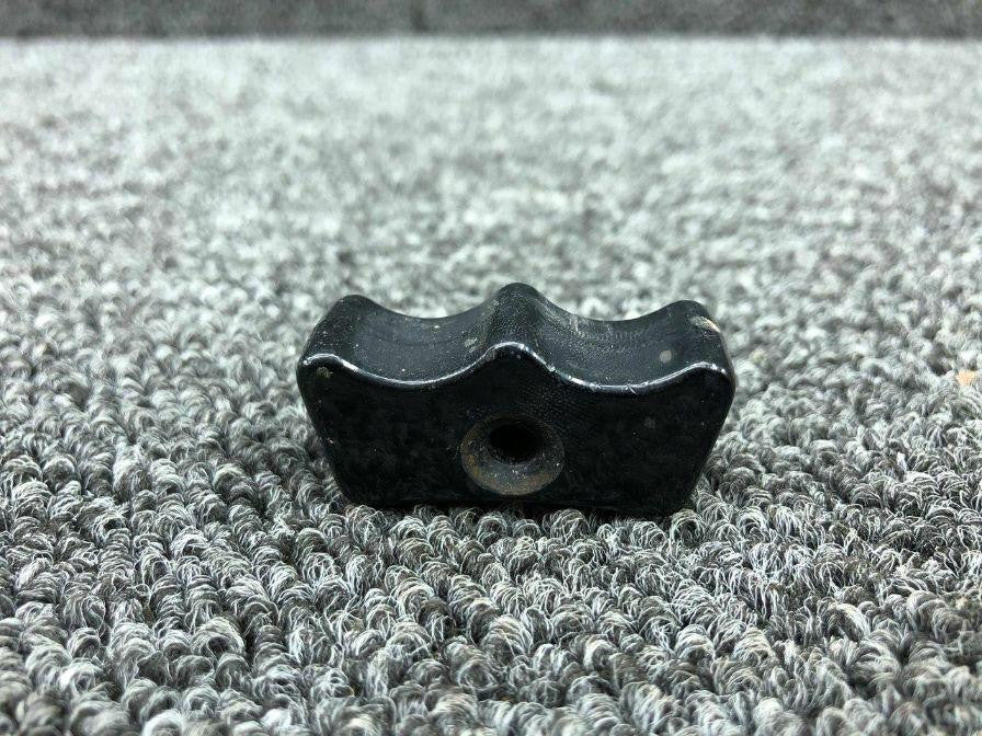 Cessna 0861234-1 Cessna 320 Knob Propeller Pitch Control Assembly
