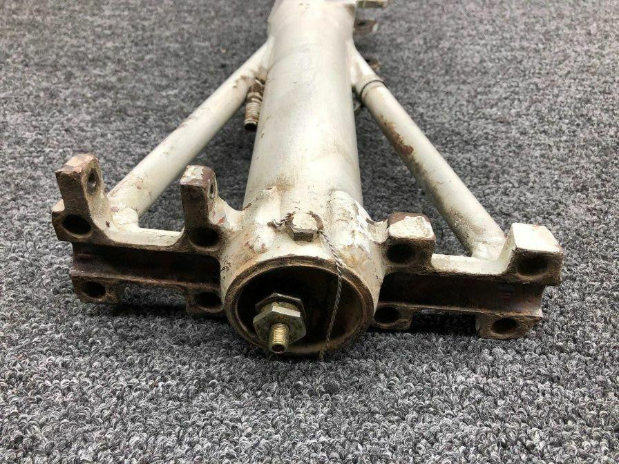 Cessna 0841000-105 Cessna 320 Main Landing Gear Strut Assembly LH