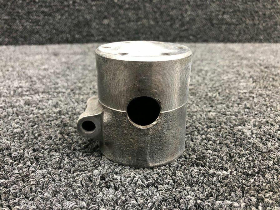 Beechcraft 35-825092 Beechcraft H35 Nose Gear Cap Barrel