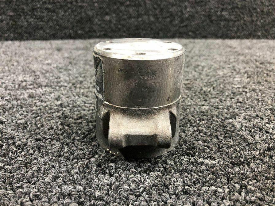 Beechcraft 35-825092 Beechcraft H35 Nose Gear Cap Barrel