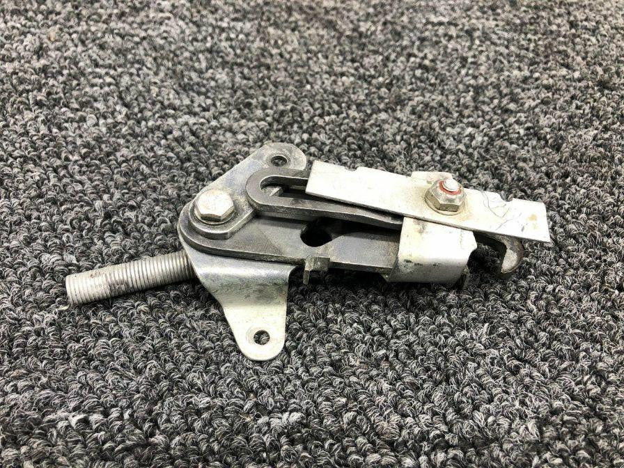 Beechcraft 50-400356-19 Beechcraft H35 Cabin Door Upper Latch Assembly