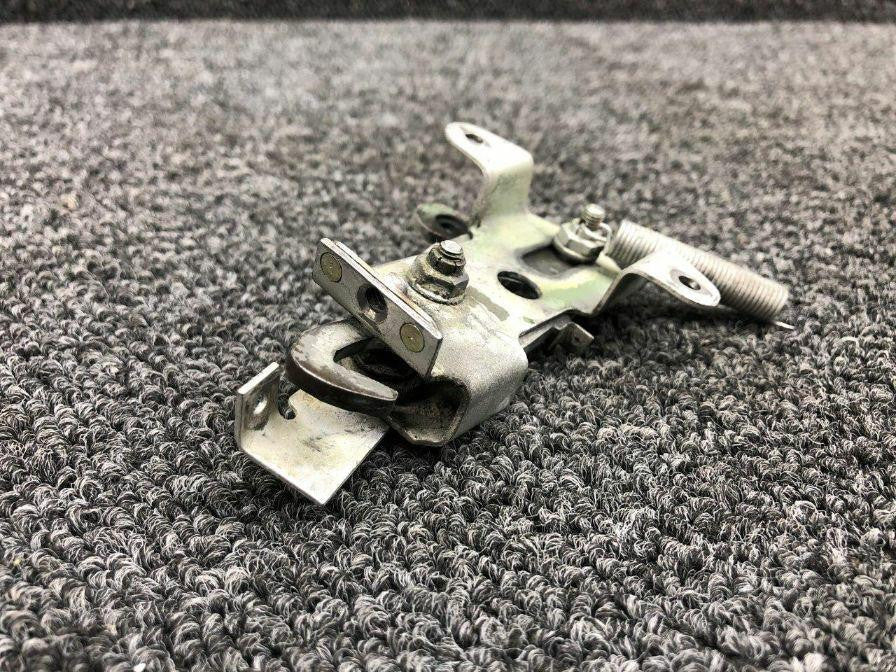 Beechcraft 50-400356-19 Beechcraft H35 Cabin Door Upper Latch Assembly