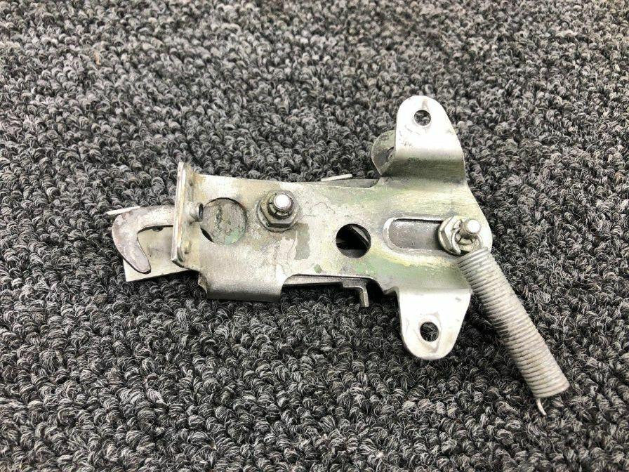 Beechcraft 50-400356-19 Beechcraft H35 Cabin Door Upper Latch Assembly