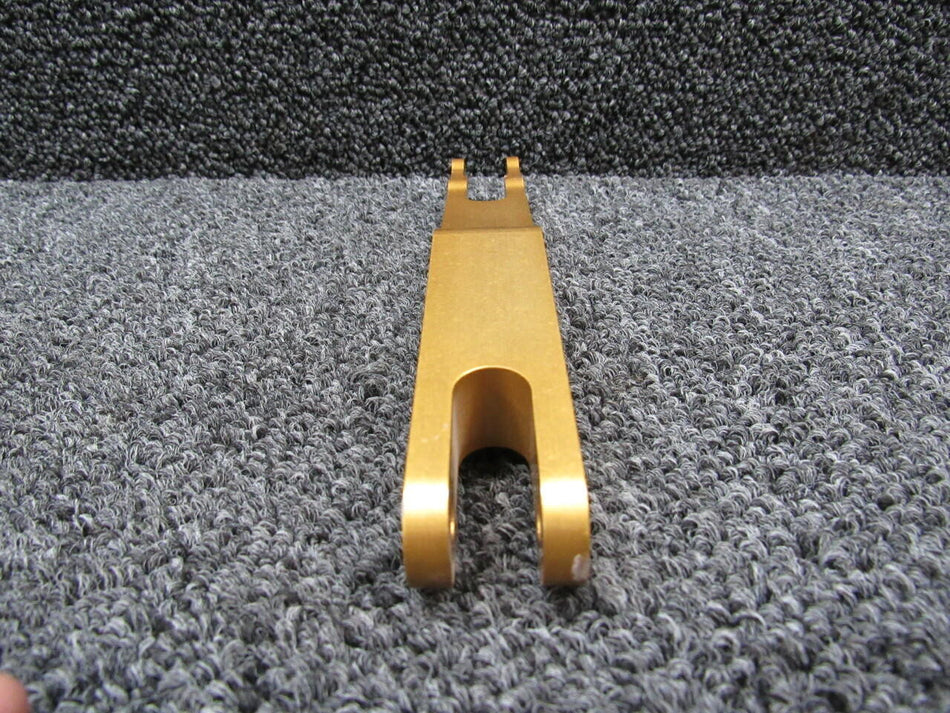 Columbia LB57263000-1 USE LA57263051 Columbia 350 Center Bellcrank Assembly