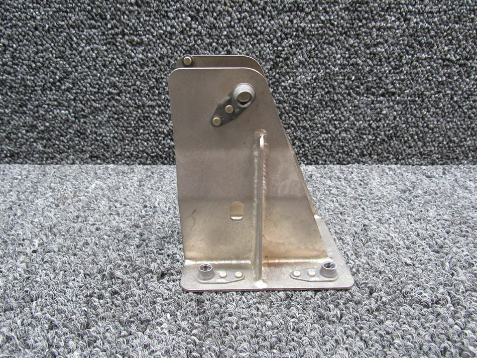 Columbia LA57271021 FSO 2861100-1 Columbia 350 Aileron Bellcrank Bracket LH