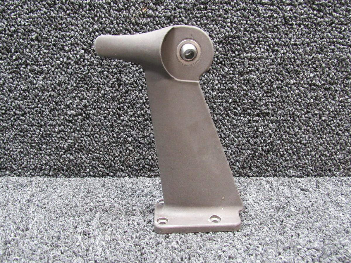 Columbia LA57265330 Columbia 350 Hinge Assembly Aft Flap WS 104.5 CAST