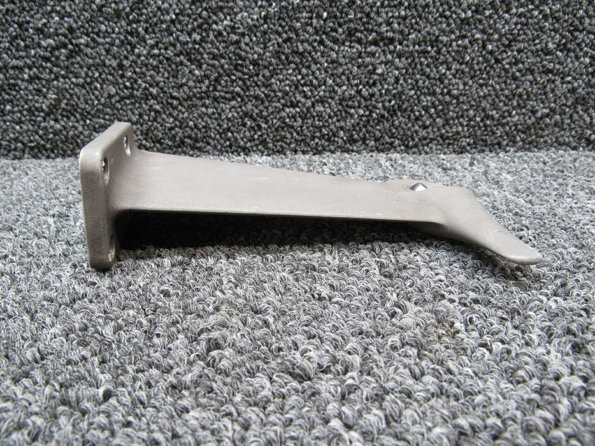 Columbia LA57265330 Columbia 350 Hinge Assembly Aft Flap WS 104.5 CAST