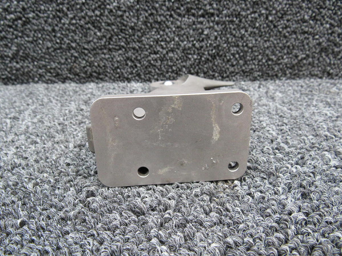 Columbia LA57265330 Columbia 350 Hinge Assembly Aft Flap WS 104.5 CAST