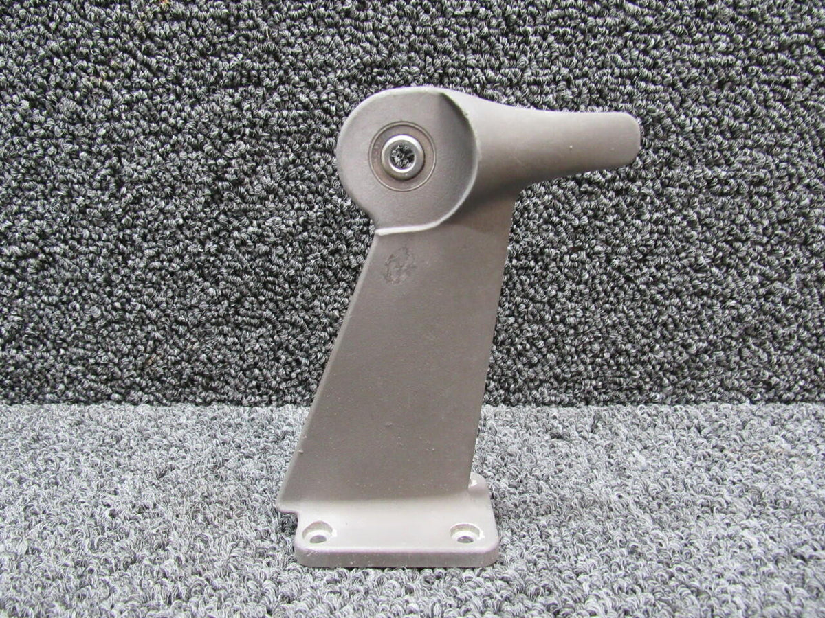 Columbia LA57265130 Columbia 350 Hinge Assembly Aft Flap WS 26.5 CAST