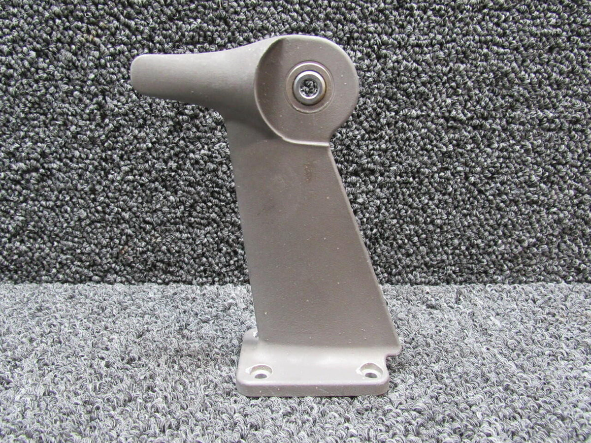Columbia LA57265130 Columbia 350 Hinge Assembly Aft Flap WS 26.5 CAST