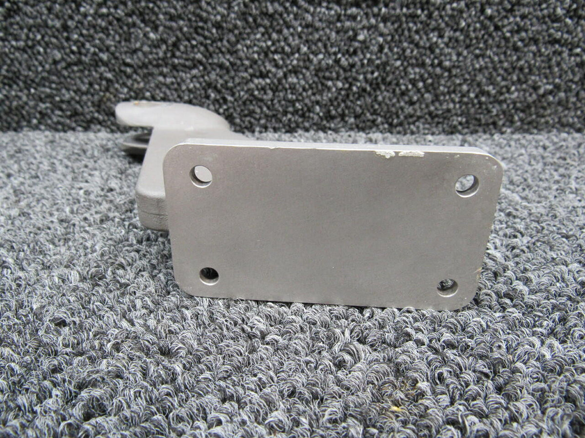 Columbia LA57265421 Columbia 350 Hinge Assembly Forward Flap WS 143.5 CAST