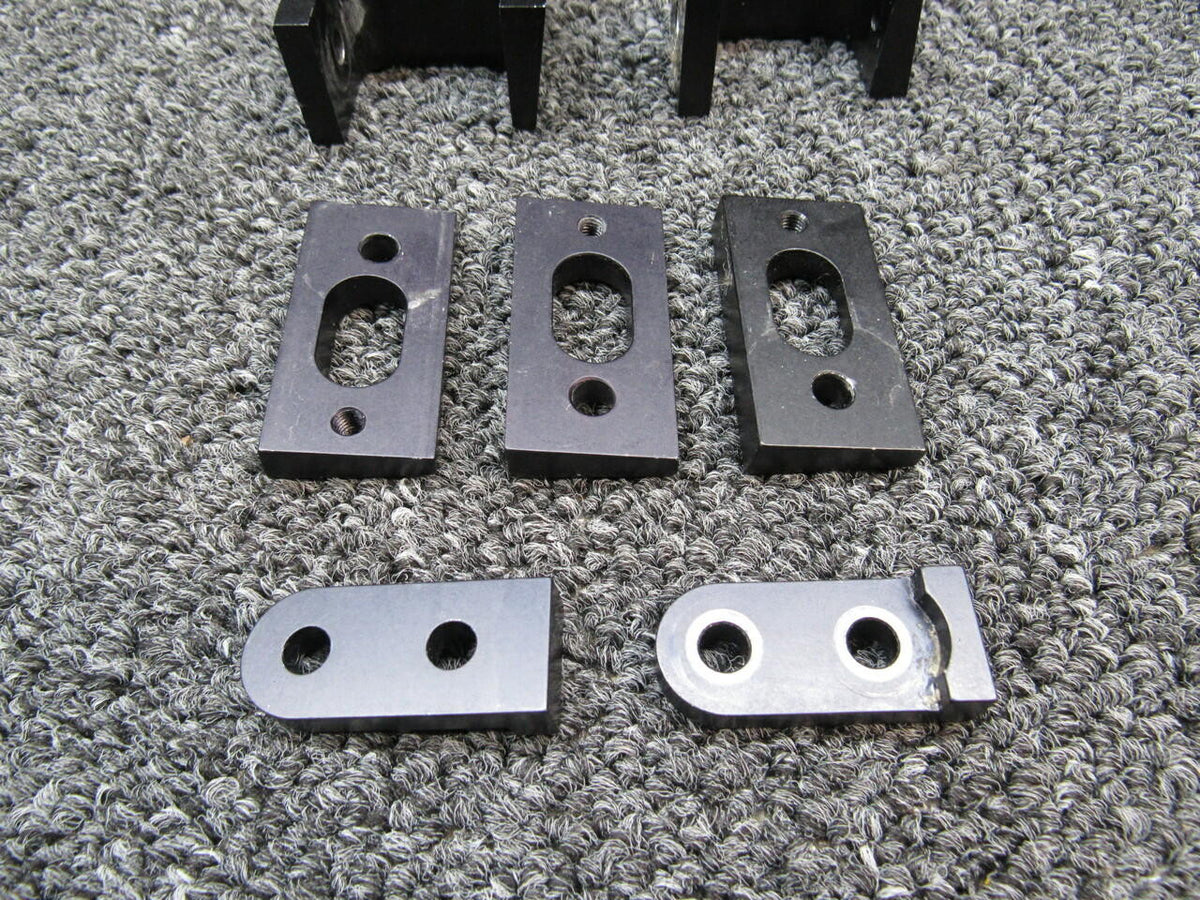 Columbia 350 Seat Rail Bracket Set