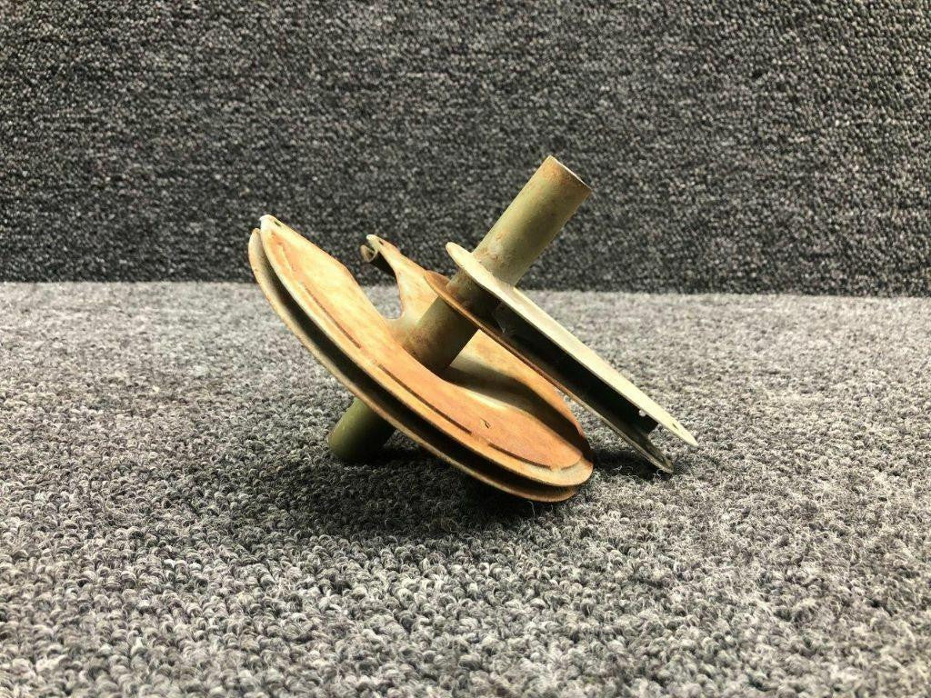 Cessna 0762054-5 Cessna 172S Flap Drive Pulley Assembly LH