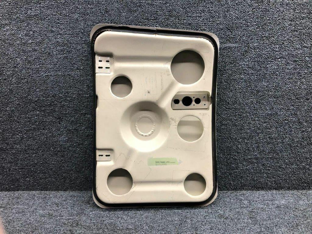 Cessna 0717037-6 USE 0717037-8 Cessna 172S Baggage Door Assembly