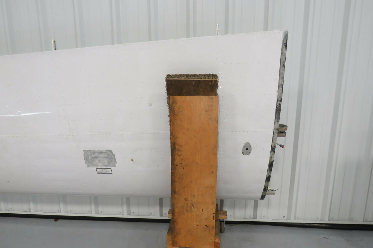 Cessna 2022002-2 Cessna 177RG RH Wing Assembly