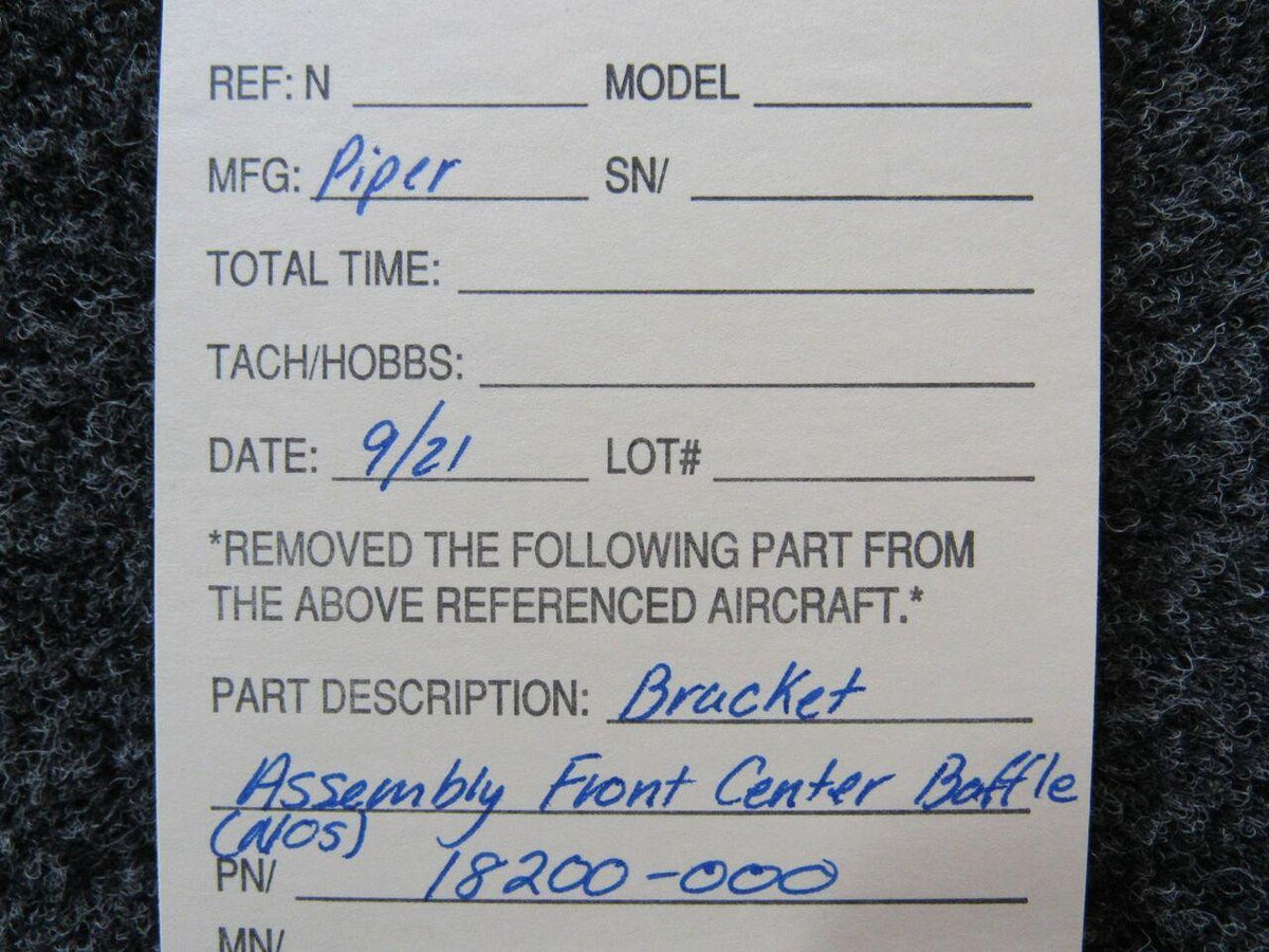 Piper 18200-000 Piper Bracket Assy Front Center Baffle NEW OLD STOCK SA