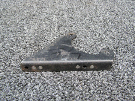 Piper 18200-000 Piper Bracket Assy Front Center Baffle NEW OLD STOCK SA