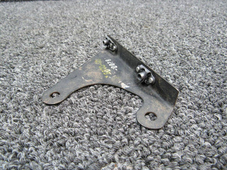 Piper 18200-000 Piper Bracket Assy Front Center Baffle NEW OLD STOCK SA