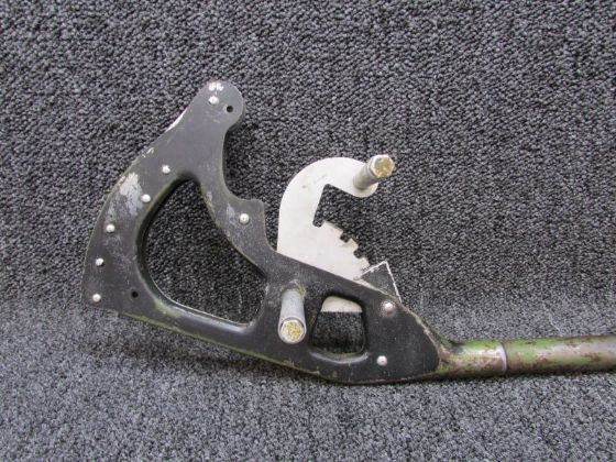 0510166-4, 0510171-1 Cessna 172 Flap Lever Assembly has Ratchet (Metal Knob)