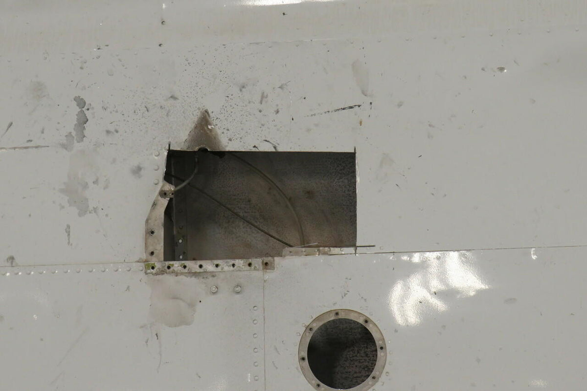 Beech 169-110000-690 Beech 23 RH Wing Assembly