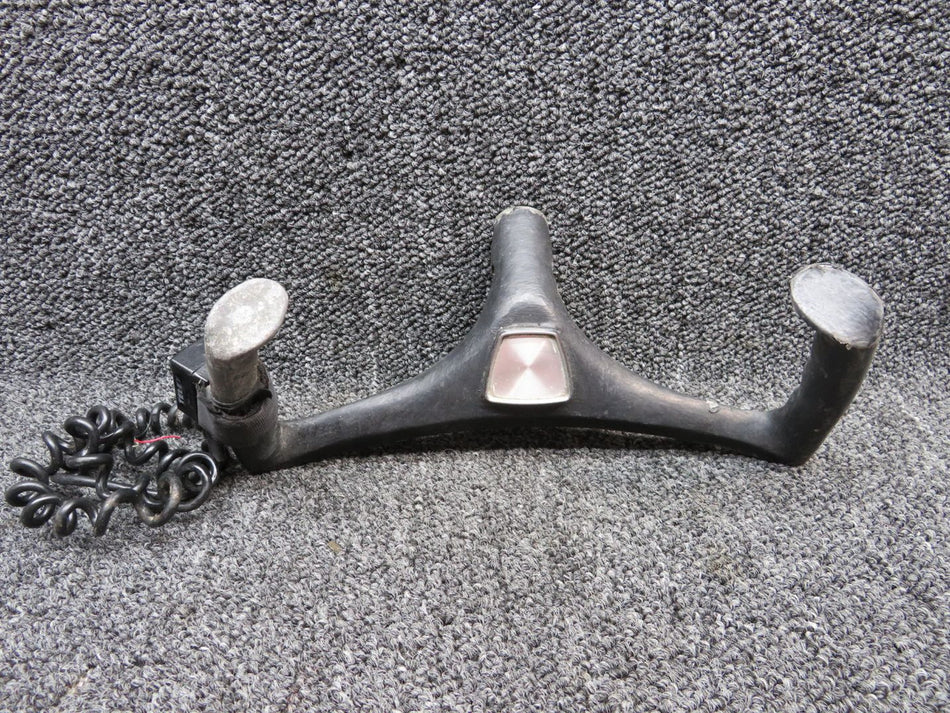 0513240-14 Cessna 172K Control Wheel LH/RH W/ Mic Switch (DIA: 0.75")