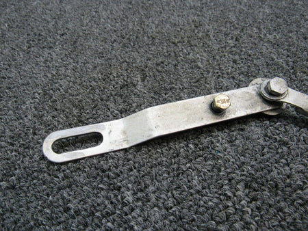 Cessna 1722082-7 / 1722086-6 Cessna 177RG Arm Assy Lever W/ Guide Control