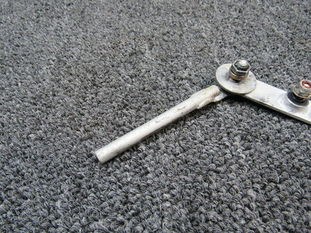 Cessna 1722082-7 / 1722086-6 Cessna 177RG Arm Assy Lever W/ Guide Control