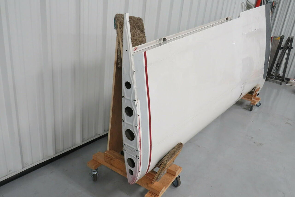 Beech 35-115388-26 Beech V35 RH Wing Assembly
