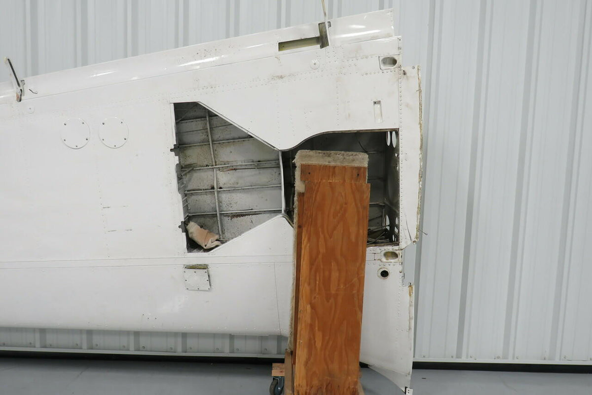 Beech 35-115388-31 Beech V35 LH Wing Assembly