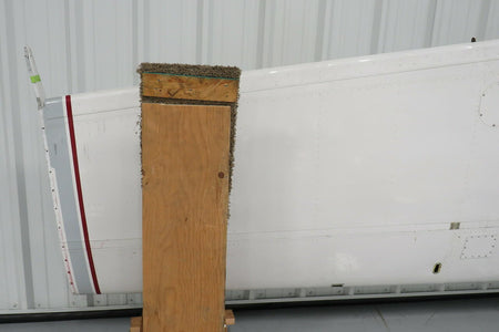 Beech 35-115388-31 Beech V35 LH Wing Assembly