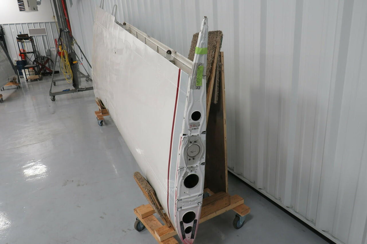 Beech 35-115388-31 Beech V35 LH Wing Assembly