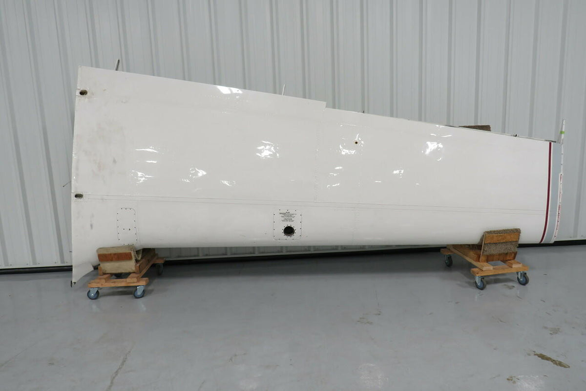Beech 35-115388-31 Beech V35 LH Wing Assembly