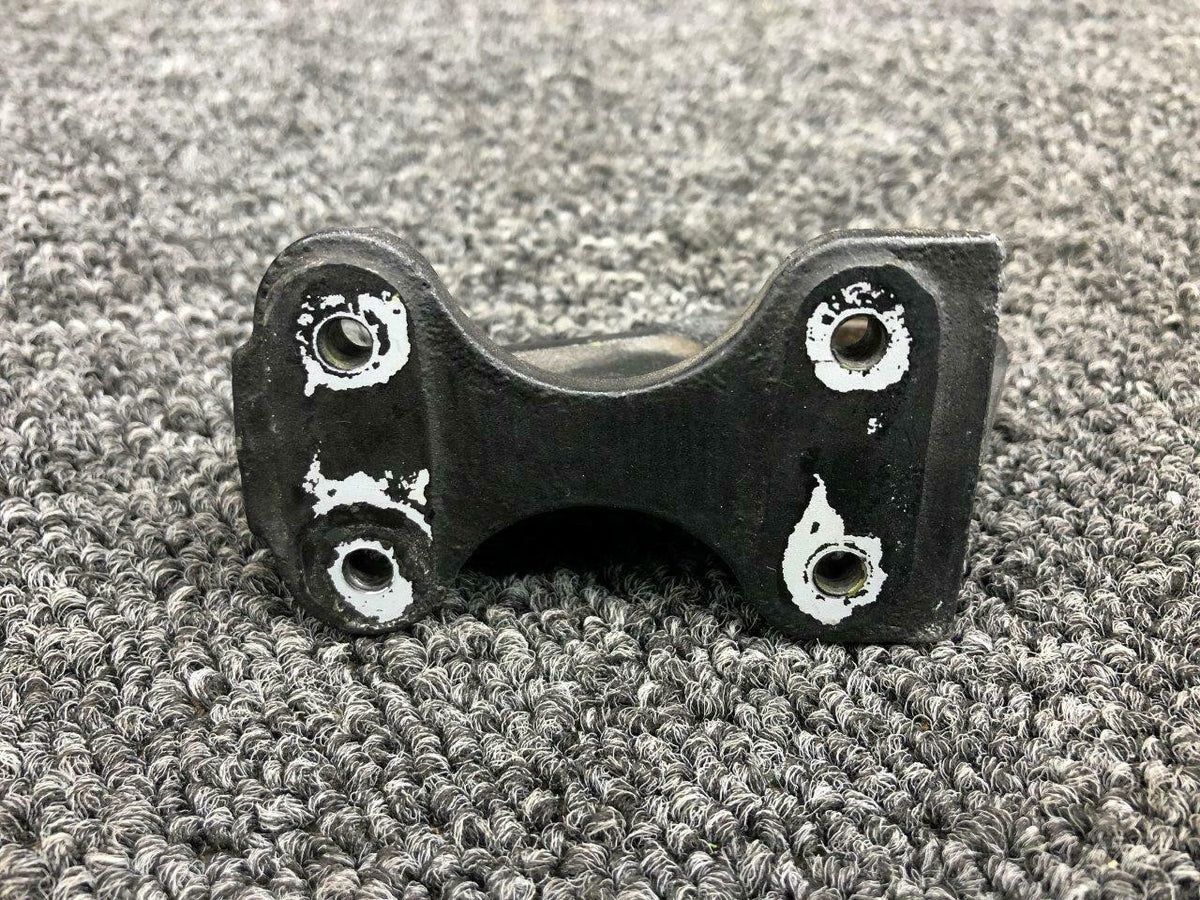 Hughes 269A7341-005 Hughes 269C Tail Rotor Pitch Control Bracket LH