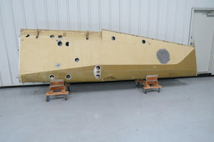 1220002-32 Cessna 210 RH Wing Assembly