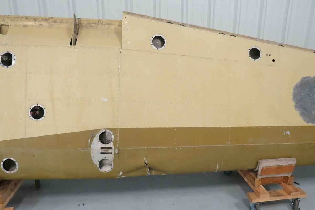 Cessna 1220002-32 Cessna 210 RH Wing Assembly