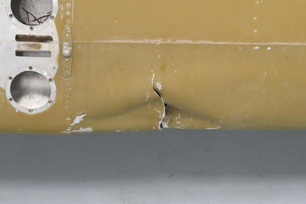 Cessna 1220002-32 Cessna 210 RH Wing Assembly