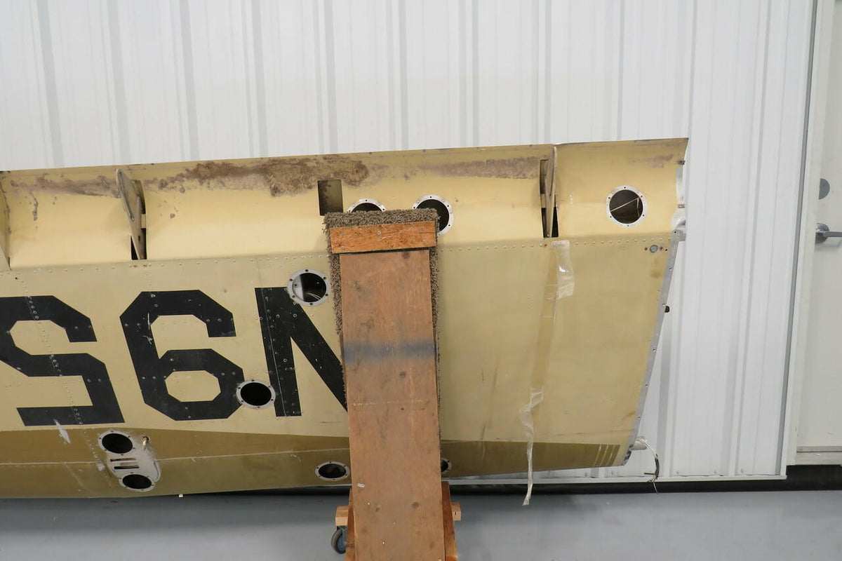 Cessna 1220002-33 Cessna 210 LH Wing Assembly