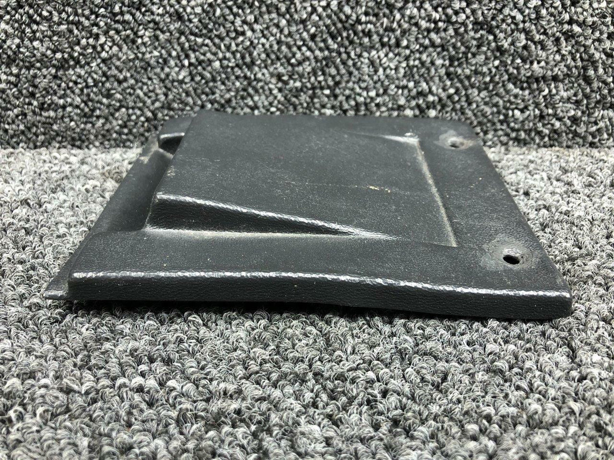 Beechcraft 106-530030-3 Beechcraft 58P Escutcheon Pilot / Co-Pilot Harness