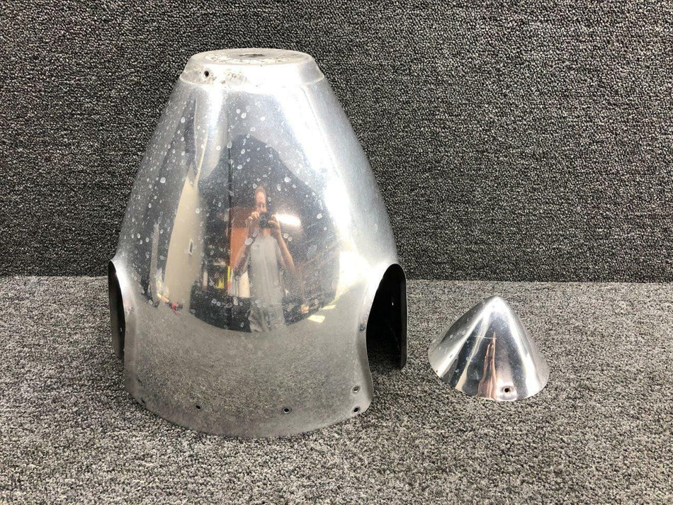 Beechcraft C3278-3 / B3264 Beechcraft 58P Propeller 3 Blade Spinner Assembly W/ Cap
