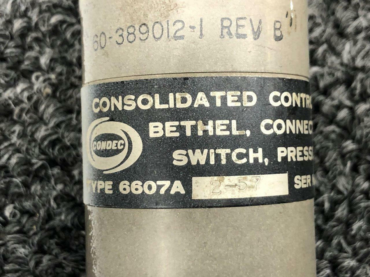 Consolidated Controls 6607A2-57 ALT 60-389012-1 Beechcraft 58P Consolidated Pressure Switch 28V